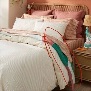 Luxurious Cream and Pink Comforter Set